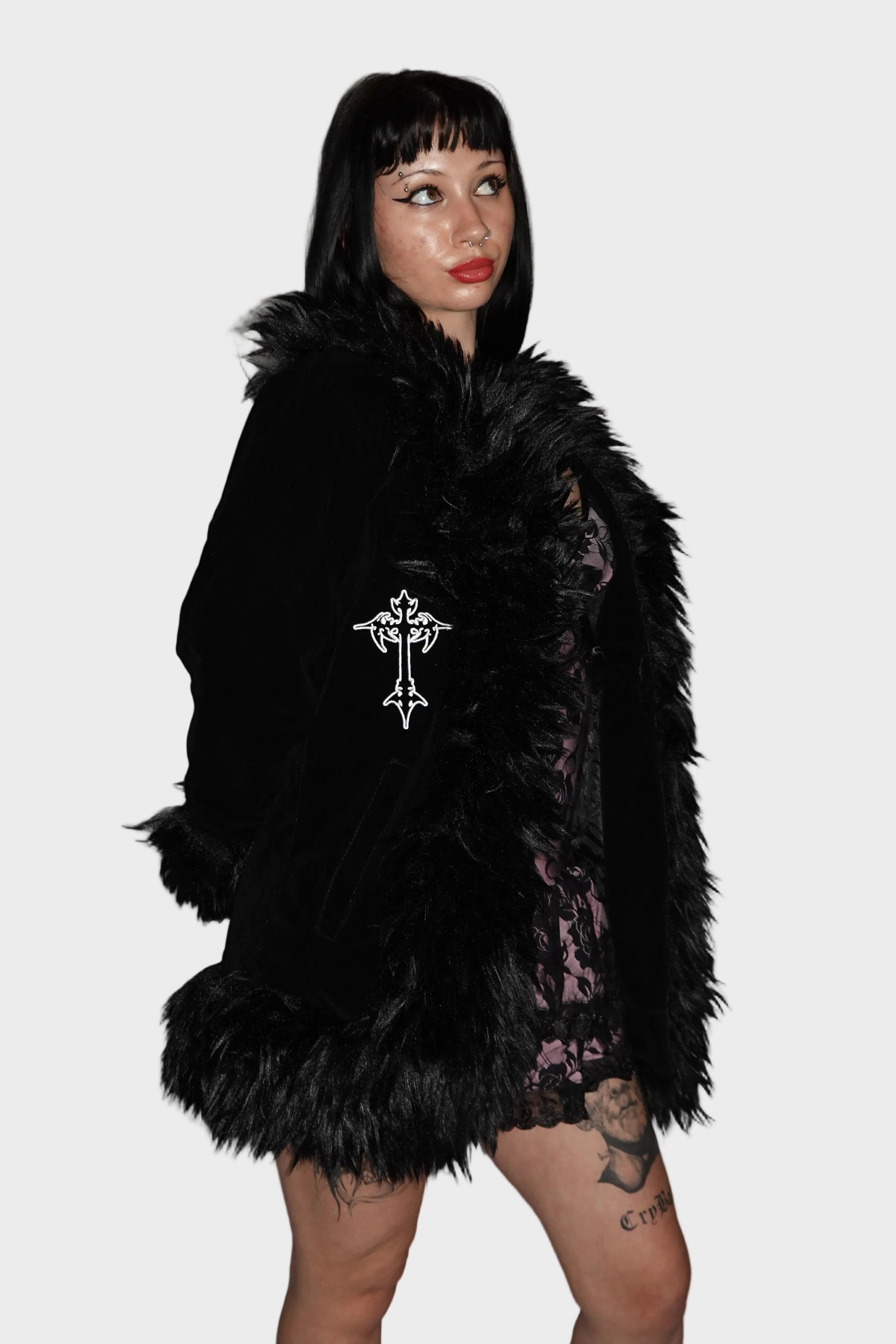 Side view of black velvet faux fur coat showcasing relaxed fit. On model - Raven's Embrace - FM2U Clothing Australia | Gothic Alternative Whimsical Ethical Fashion