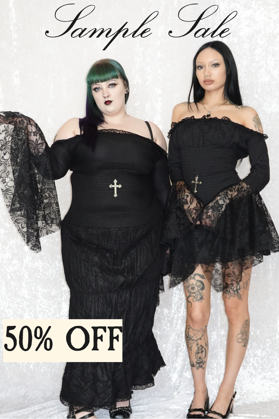 Black Milkmaid (SAMPLE SALE 50% OFF) | Maxi on Model (L) 162cm, Size XL | Mini on Model 167cm, Size XS - FM2U