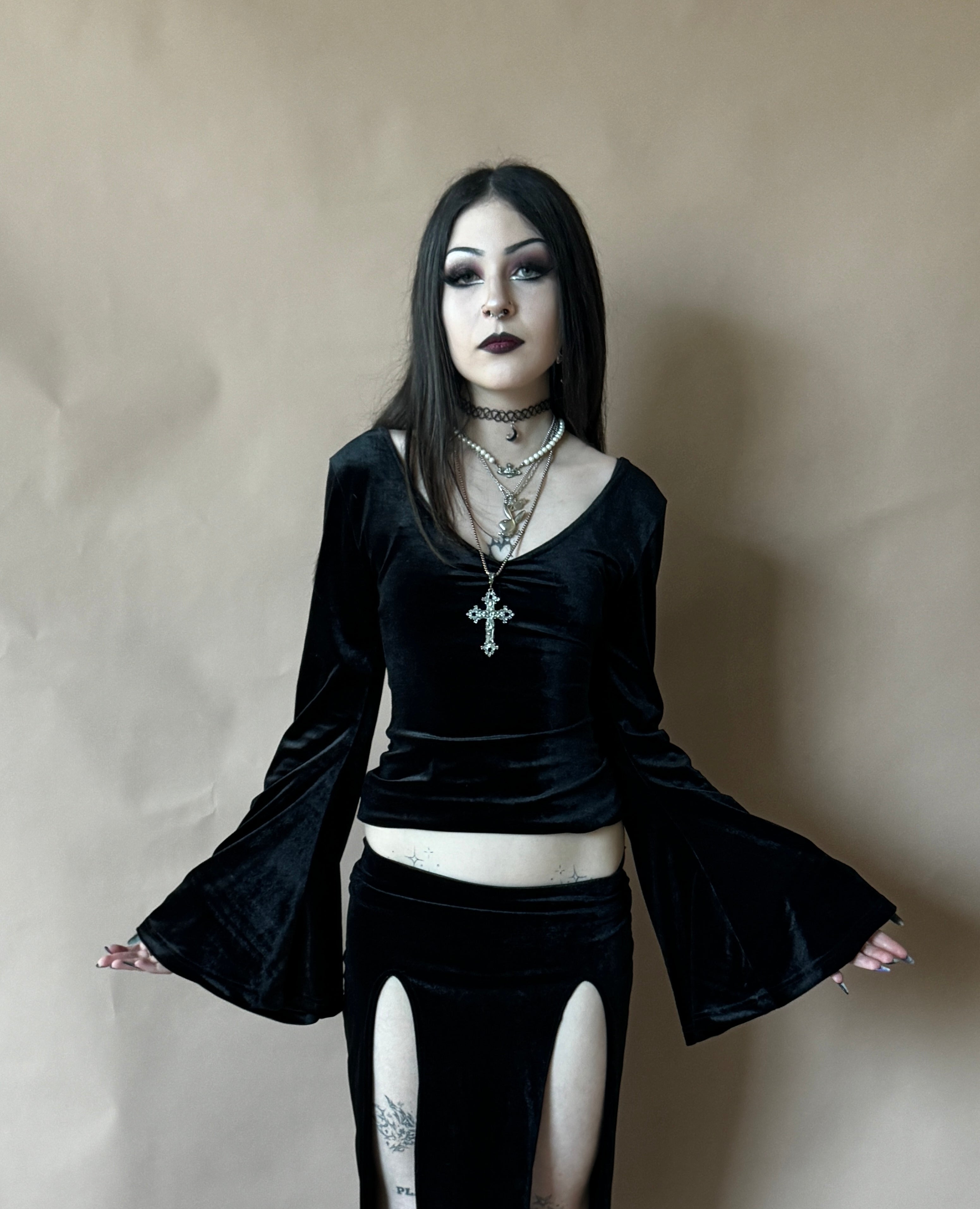 MORTICIA TOP