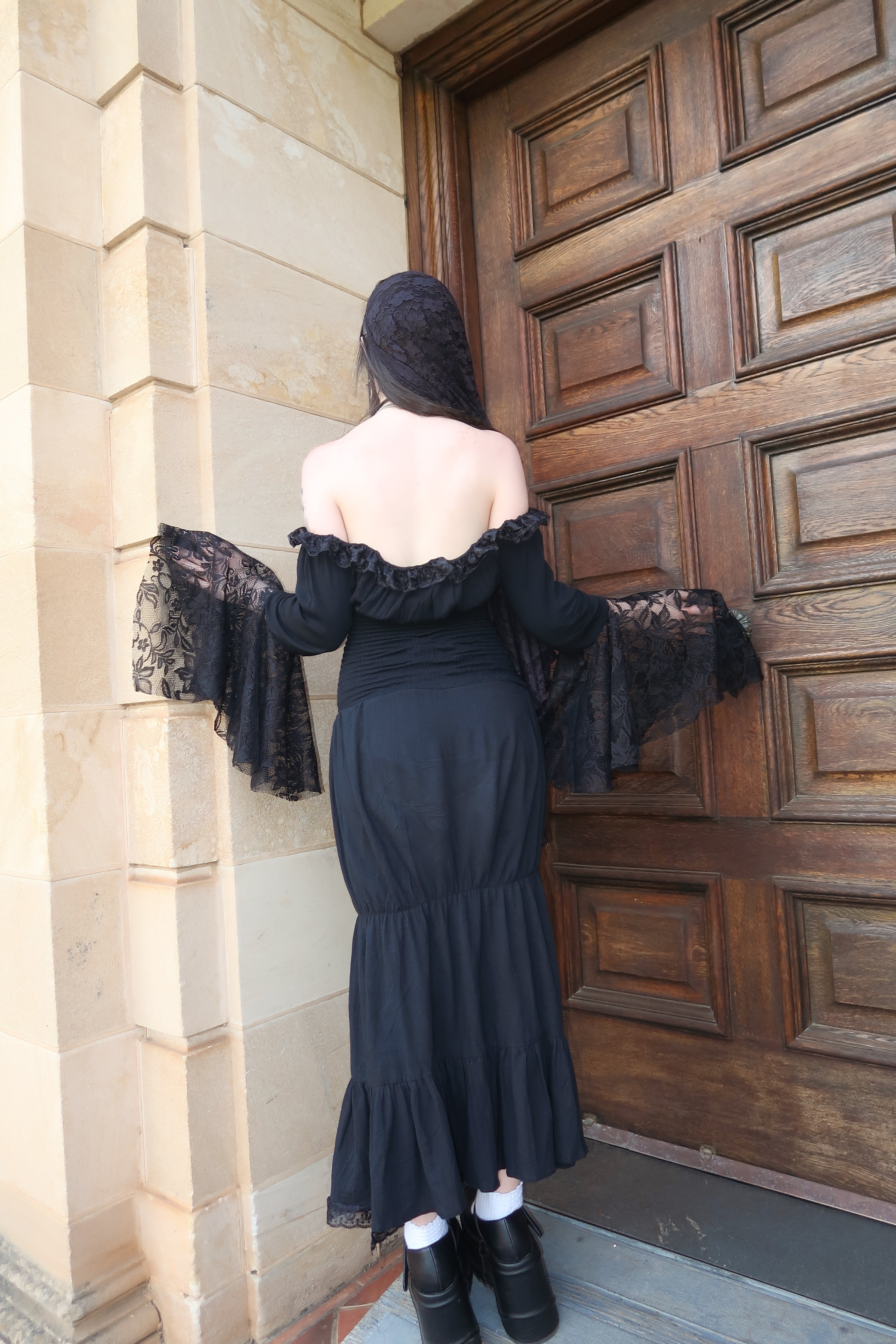 MILKMAID DRESS - MAXI (EBONY)