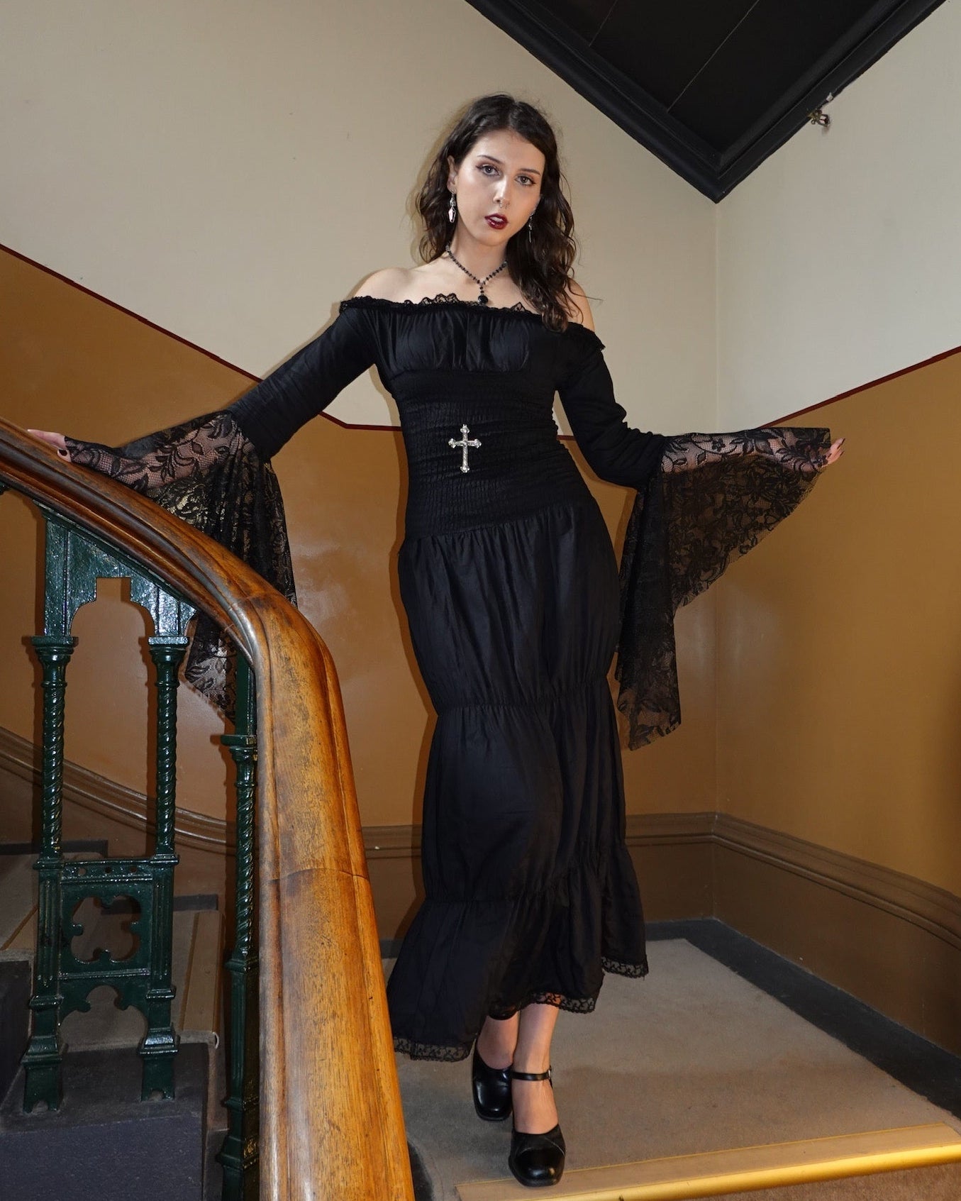 MILKMAID DRESS - MAXI (EBONY)