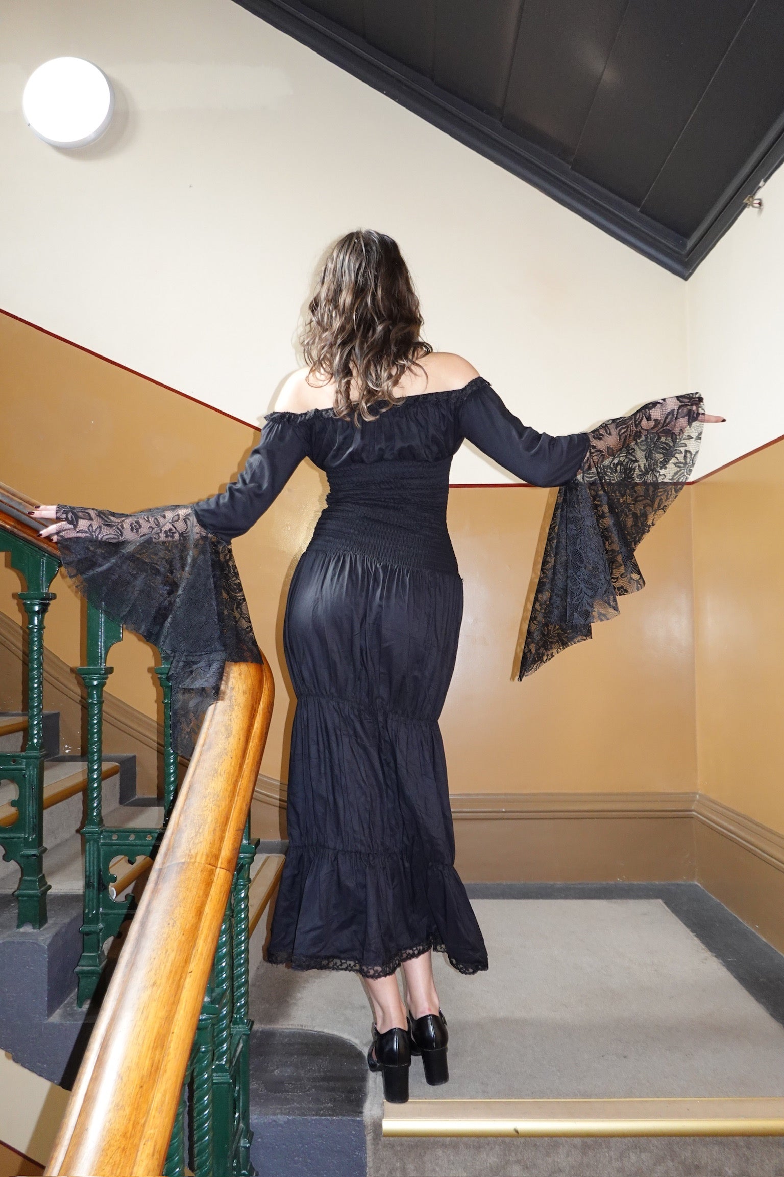 MILKMAID DRESS - MAXI (EBONY)