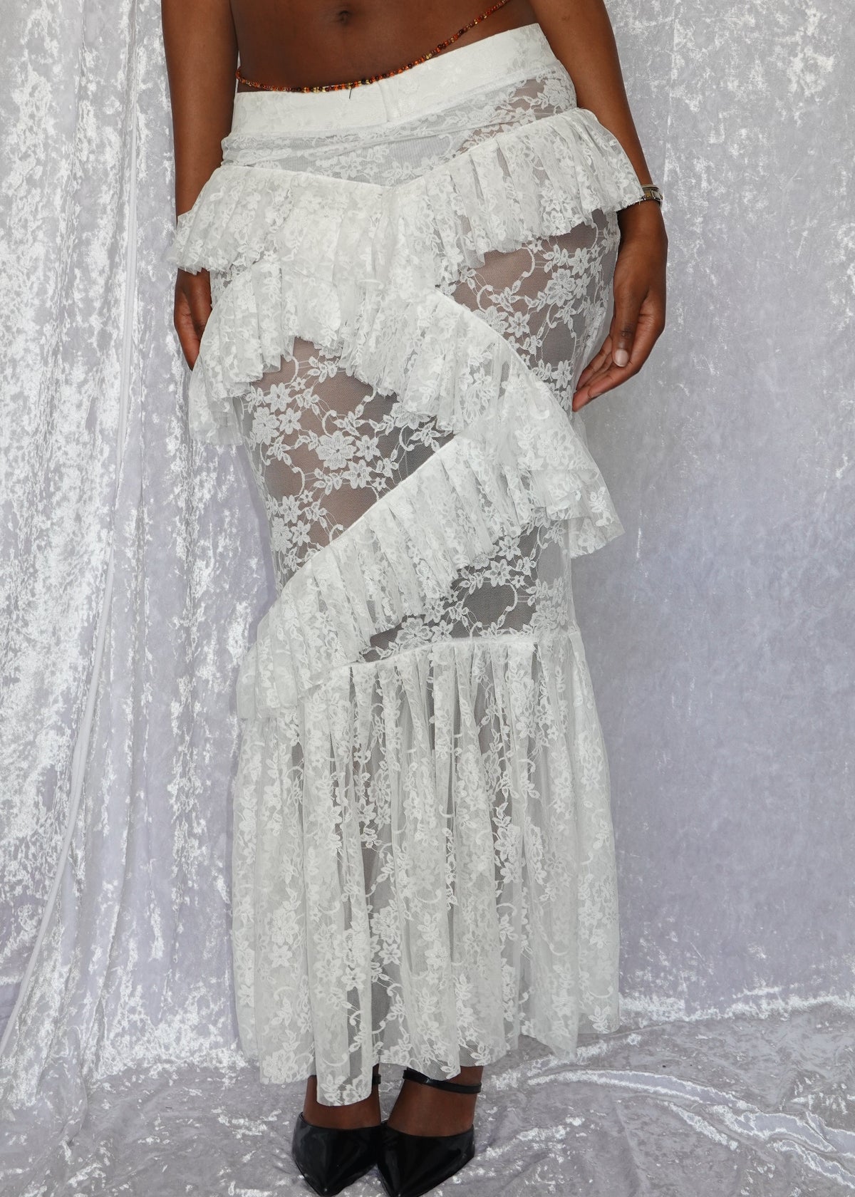 White Evangeline Lace Top & Skirt Set - Model 168cm, Size XS - FM2U