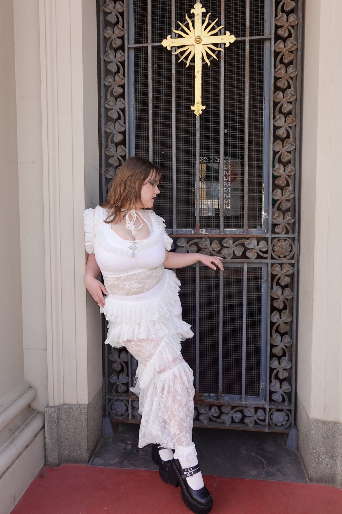 White Evangeline Lace Dress - Model 161cm, Size L - FM2U