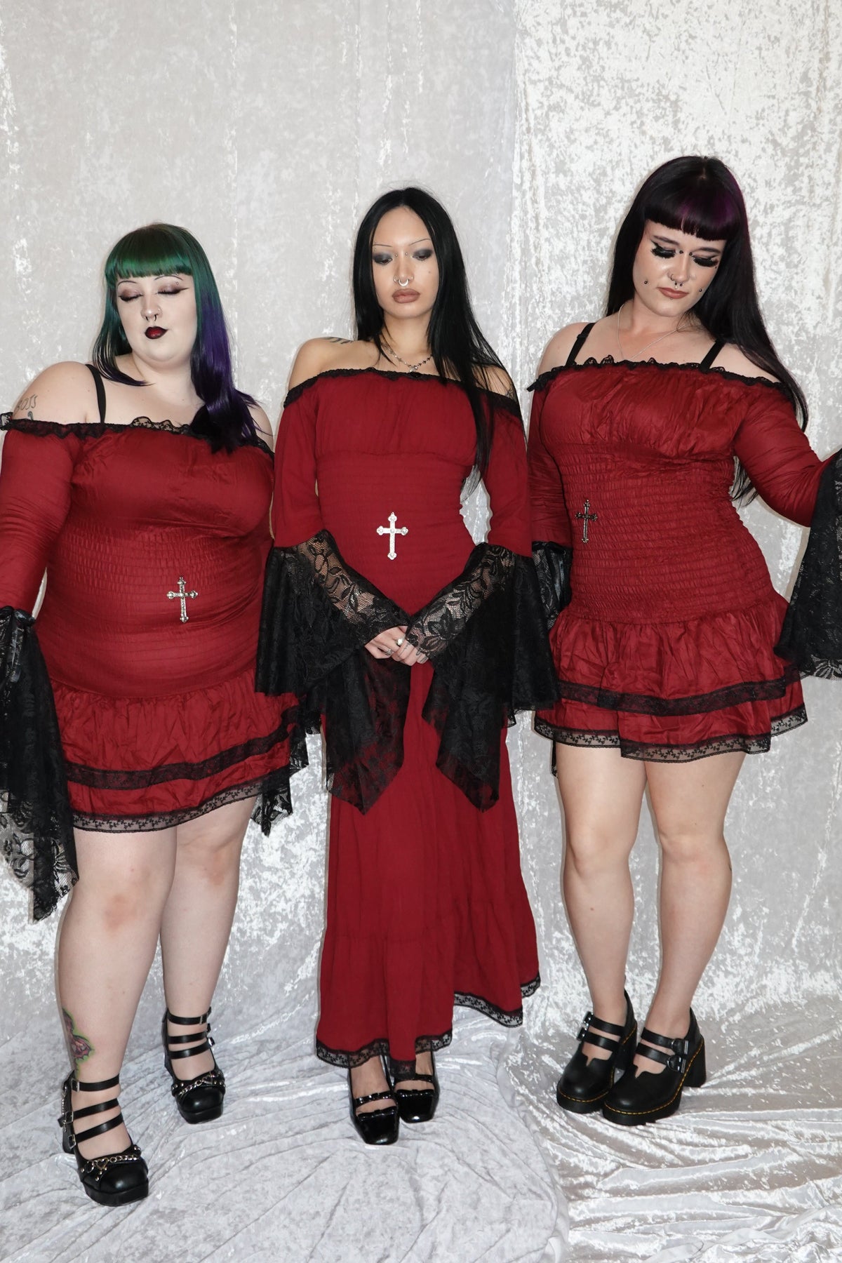 Red Milkmaid (SAMPLE SALE 50% OFF) | Mini on Model (L) 162cm, Size XL | Maxi on Model (C) 167cm, Size XS | Mini on Model (R) 170cm, Size M - FM2U
