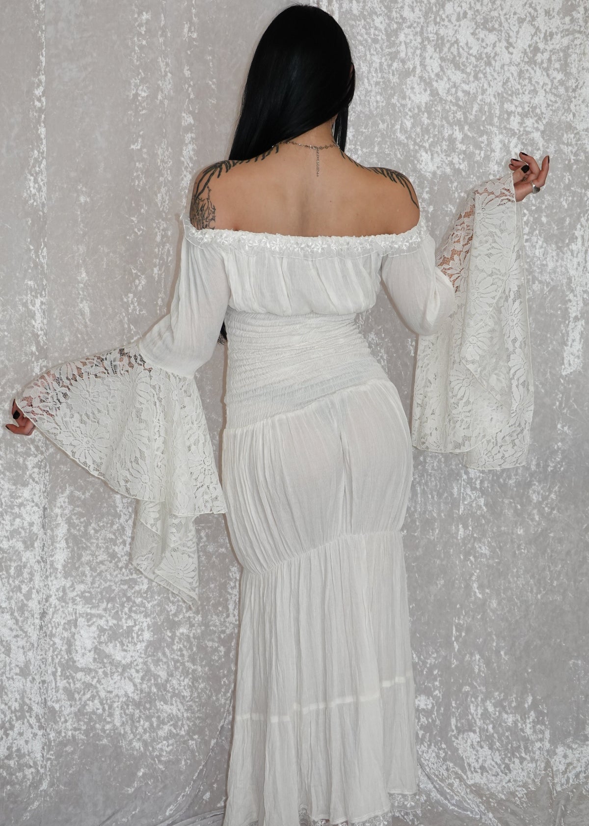 White Maxi Milkmaid (SAMPLE) | Model 167cm, Size XS - FM2U