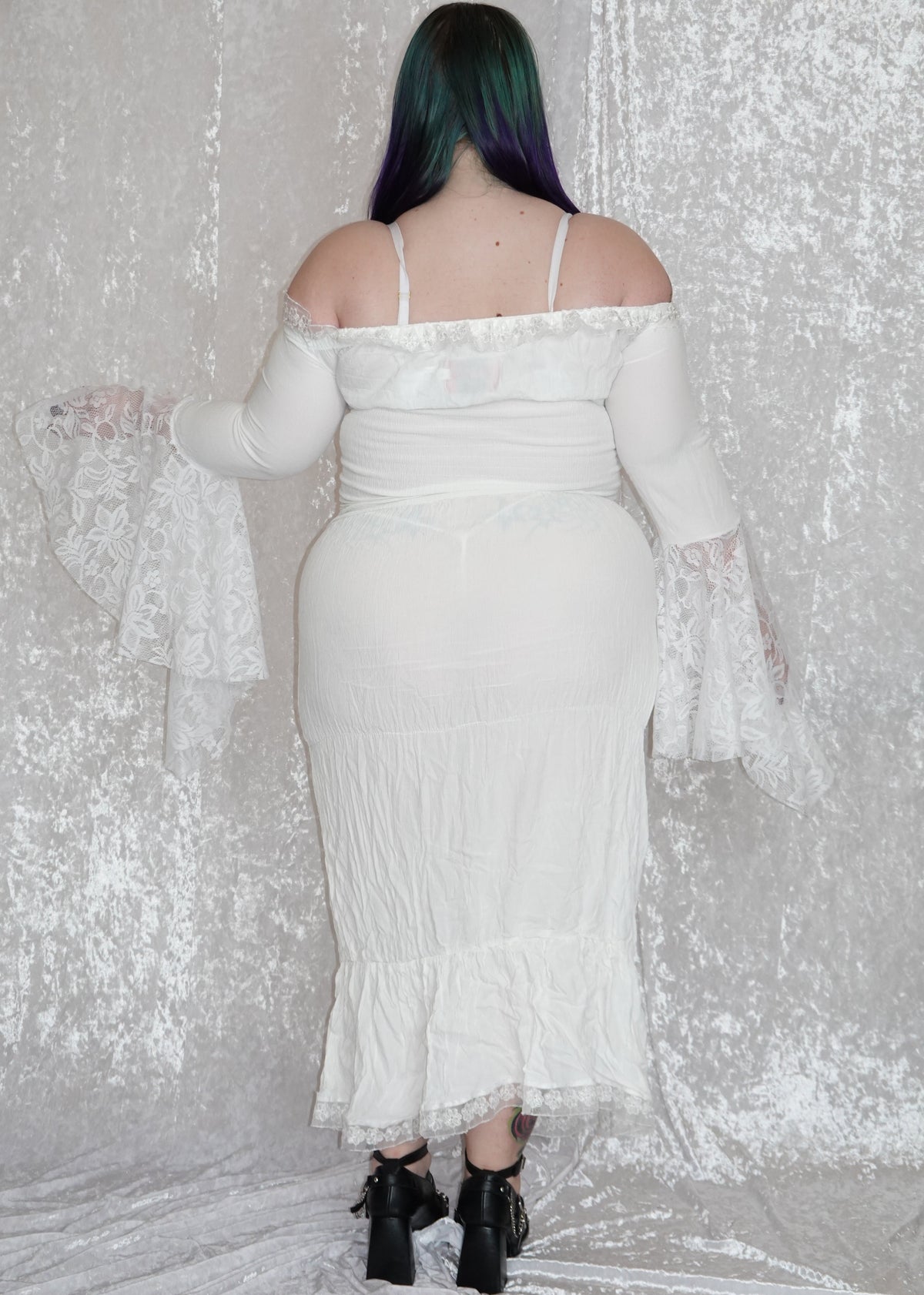White Maxi Milkmaid (SAMPLE) | Model 162cm, Size XL - FM2U