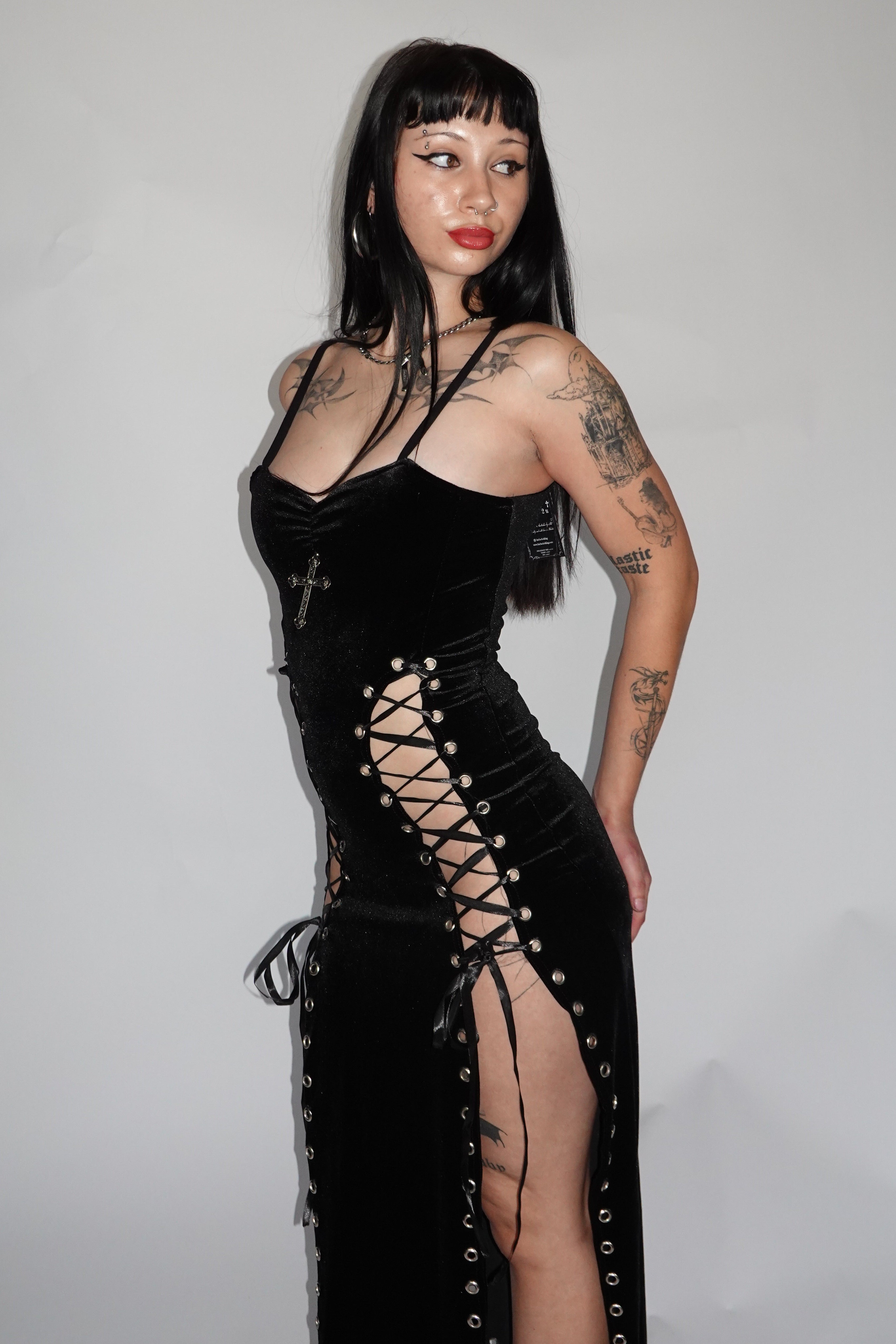 Side Lace Up Ribbon Detailing
FM2U Model: Dakota
Height 168cm, Size 6