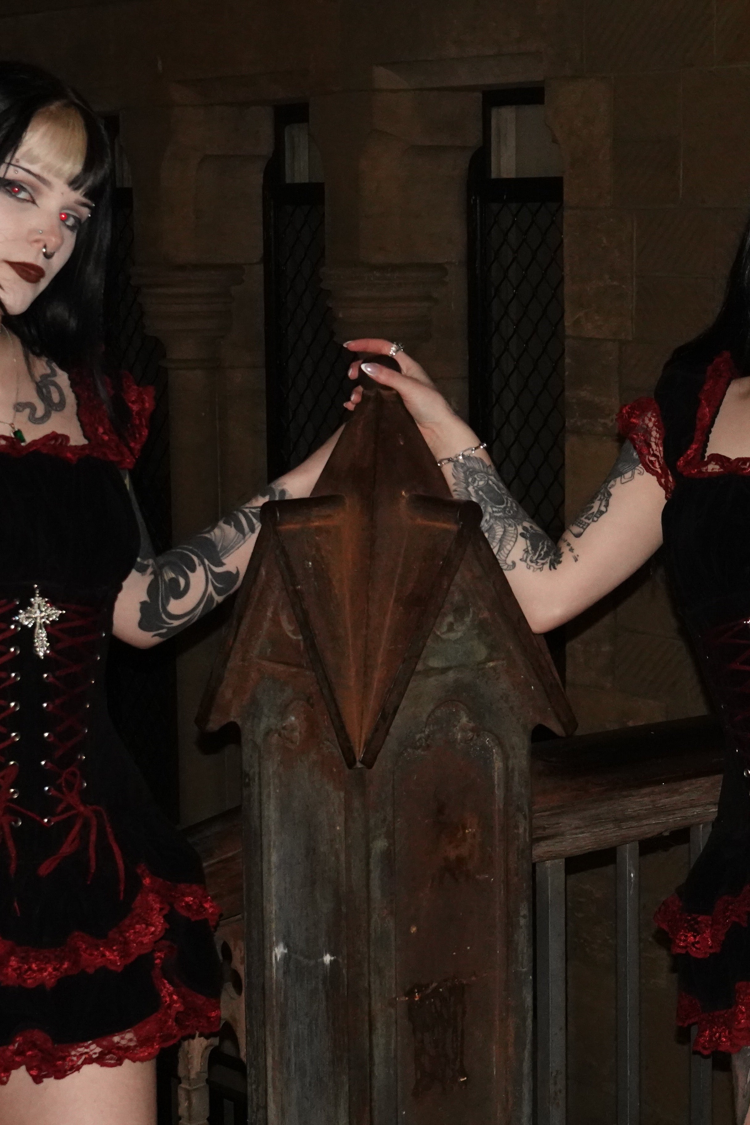 Dolly Mini Dress Blood - Models 165-170 cm, both Size S - FM2U