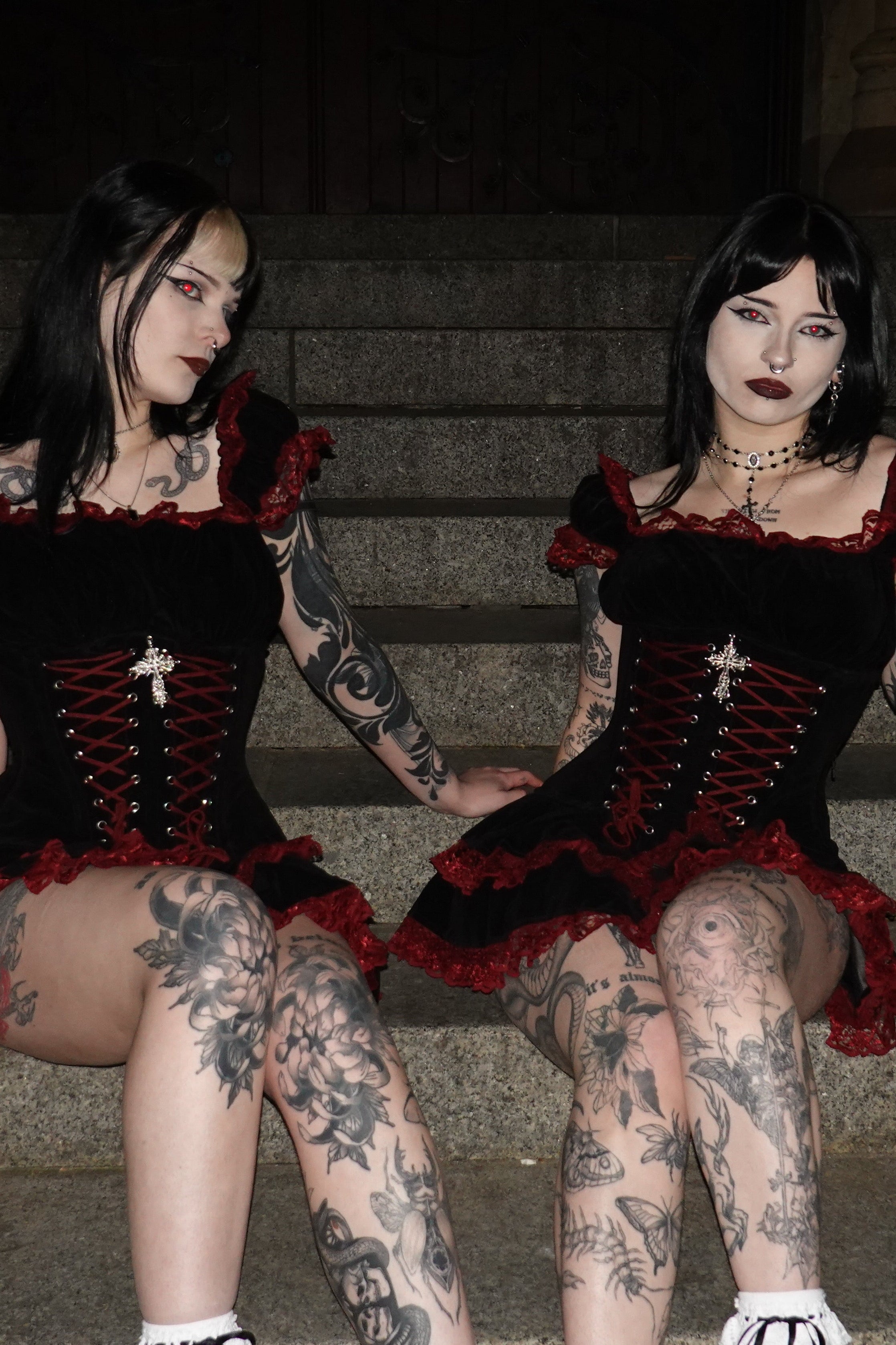 Dolly Mini Dress Blood - Models 165-170 cm, both Size S - FM2U