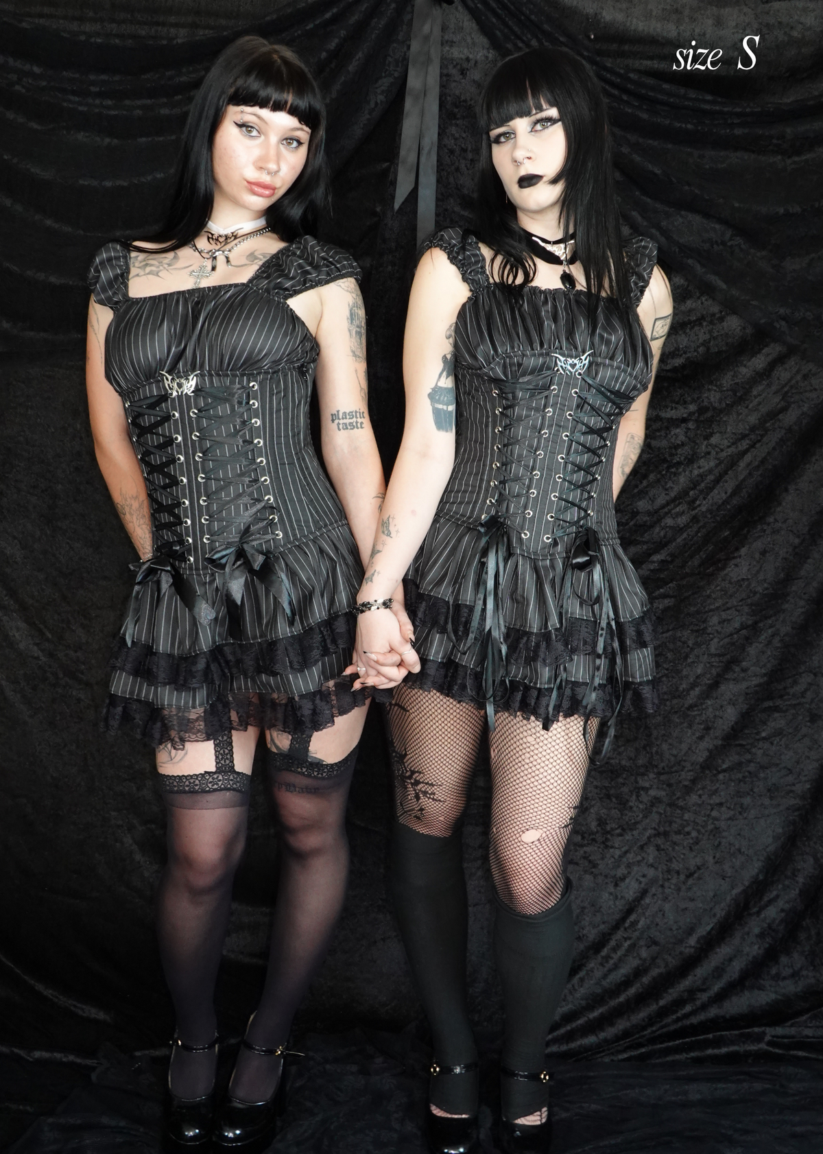 Sirena Mini Dress - Model (L) 168 cm, Size S - FM2U | Sirena Mini Dress - Model (R) 170 cm, Size S - FM2U