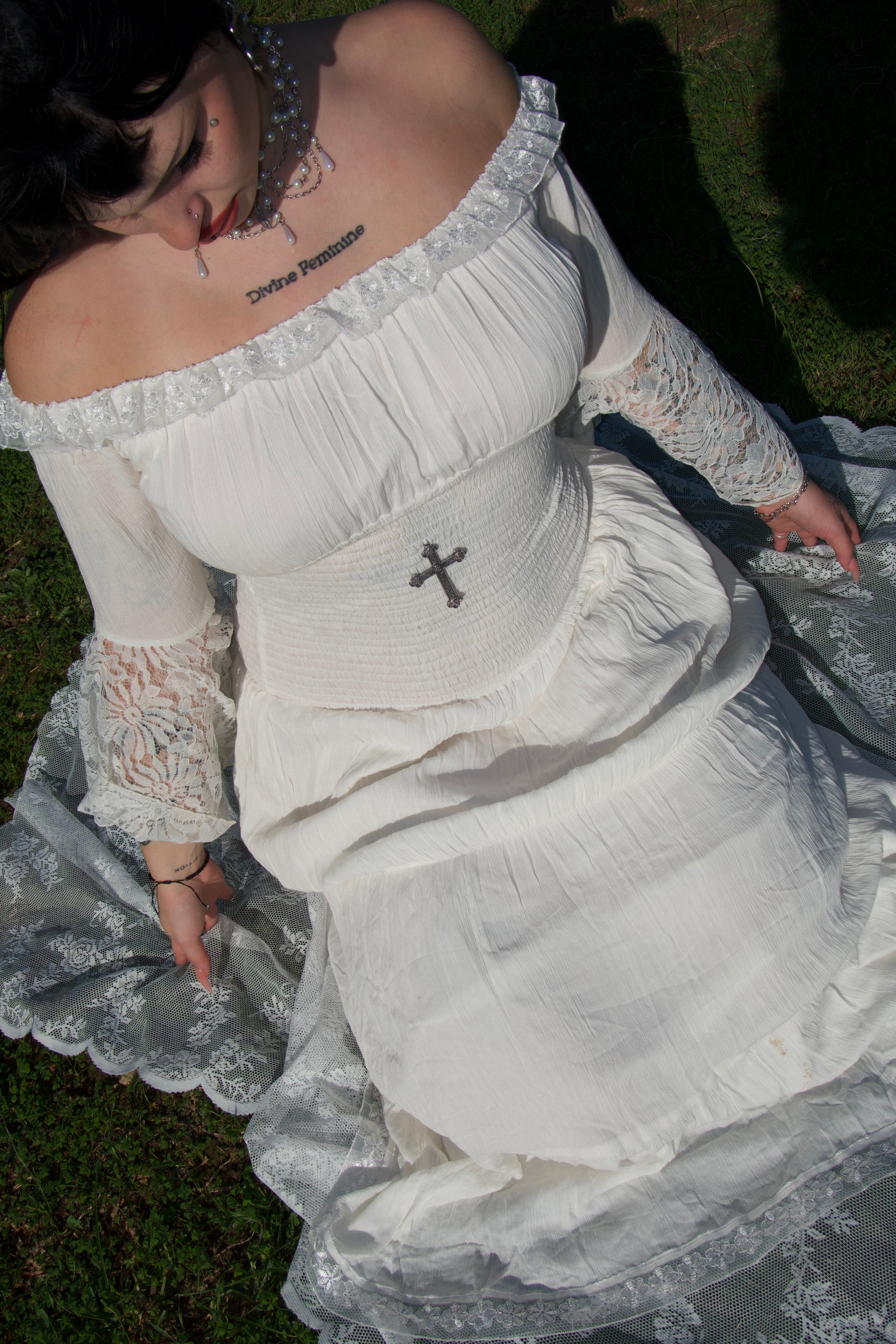 Milkmaid Dress Maxi (Ivory) - Model 175 cm, Size M - FM2U