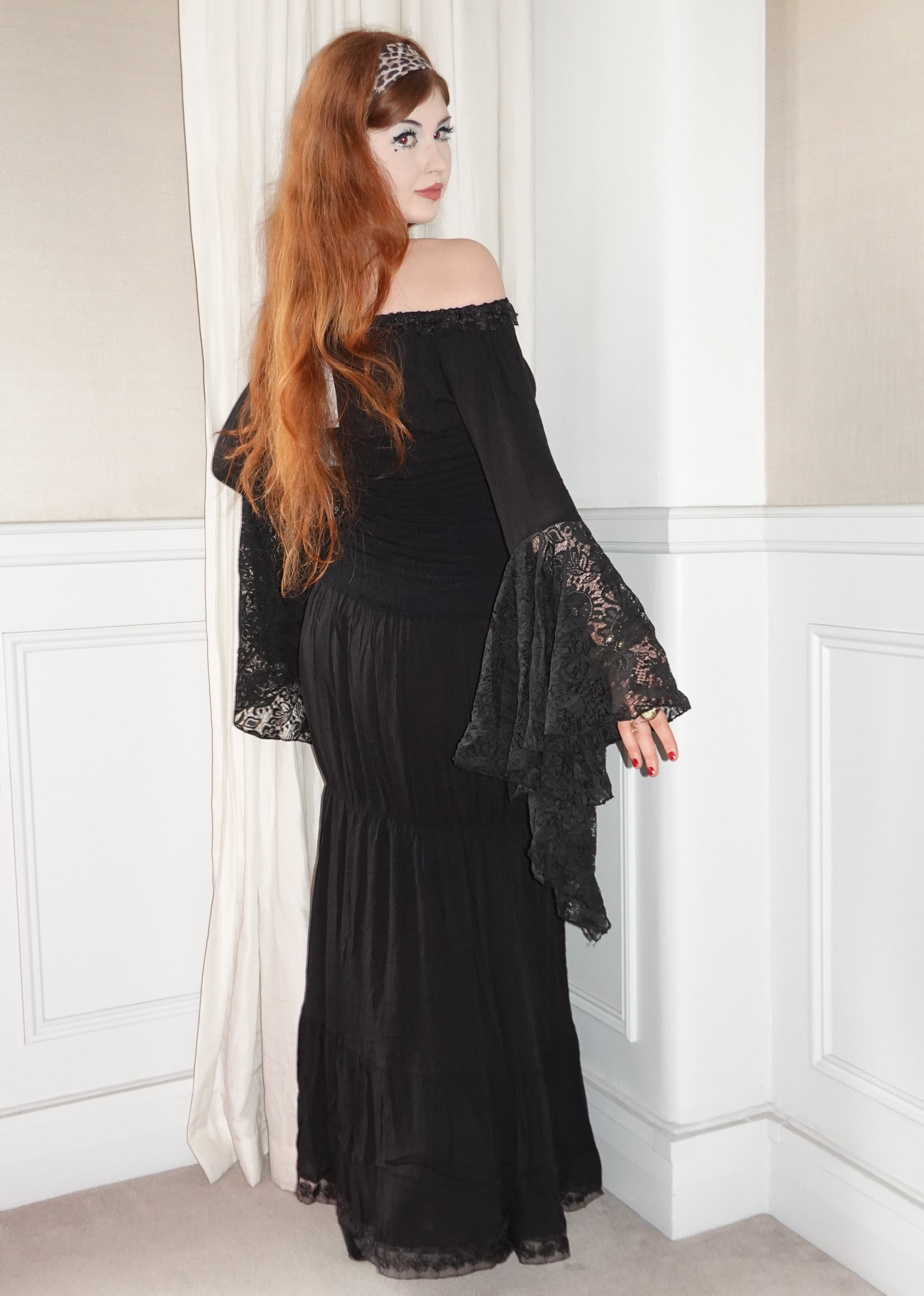 Milkmaid Dress Maxi (Ebony) - Model 165 cm, Size XS - FM2U