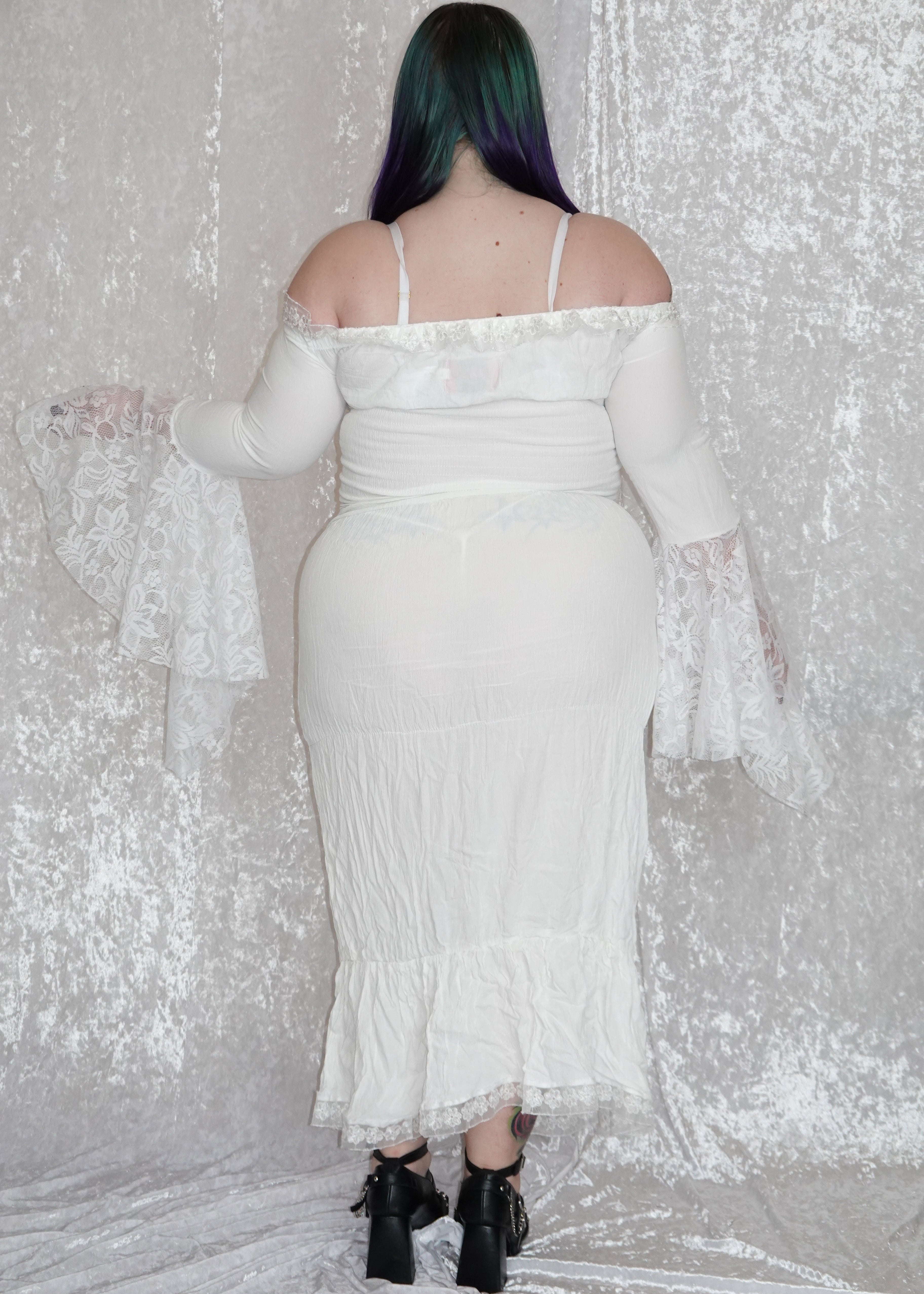 White Maxi Milkmaid (SAMPLE) | Model 162cm, Size XL - FM2U