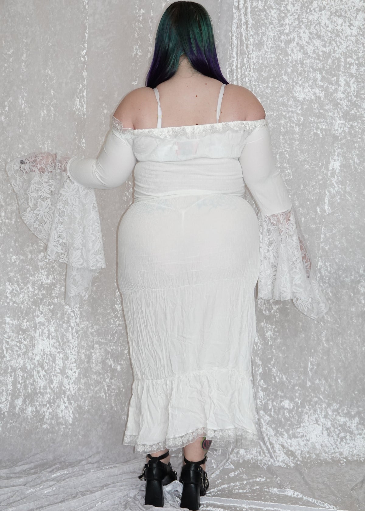 White Maxi Milkmaid (SAMPLE) | Model 162cm, Size XL - FM2U
