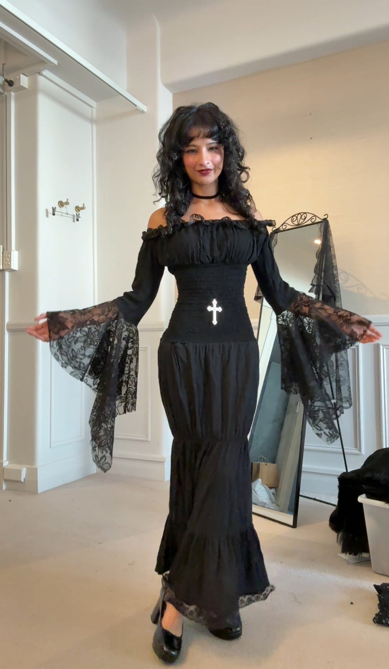 MILKMAID DRESS - MAXI (EBONY)