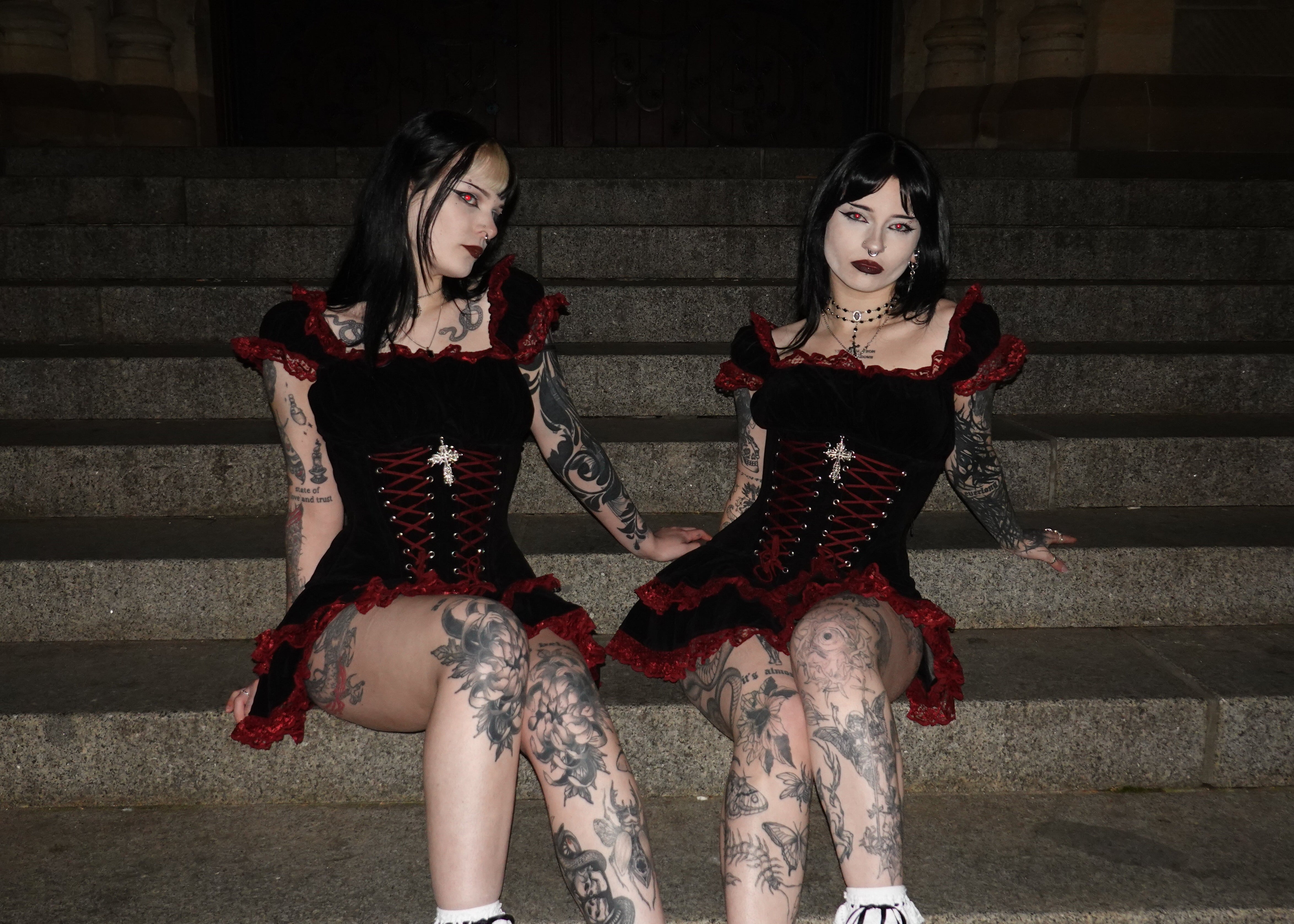 Dolly Mini Dress Blood - Models 165-170 cm, both Size S - FM2U